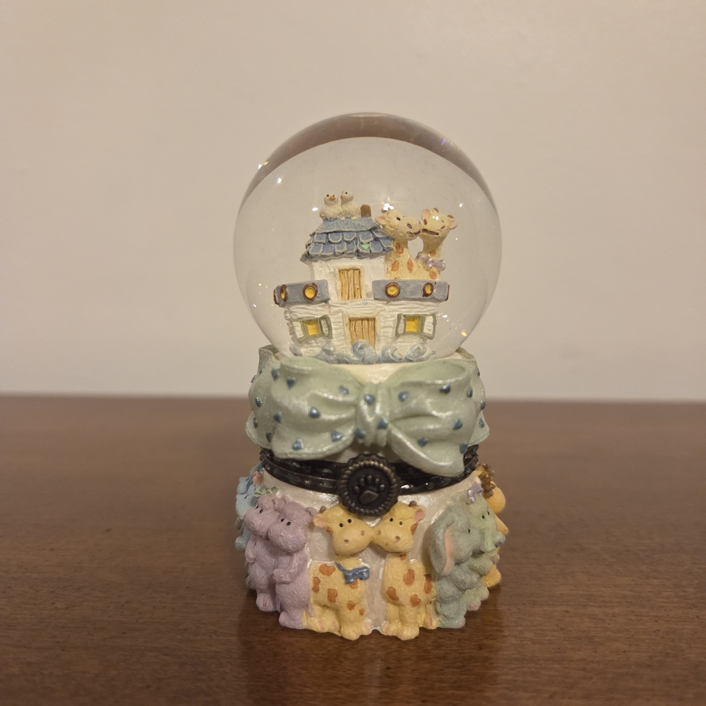 The Boyds Collection Baby Ark Globe Trinket Box